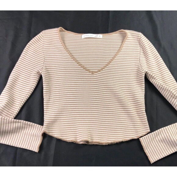 Altar'd State Cropped Ribbed Long Sleeve V-Neck Striped Tan White Sweater Medium - Picture 1 of 8